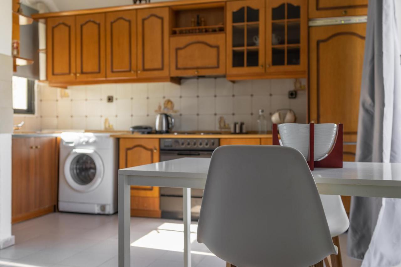 Superior Apartment La Larissa Luaran gambar